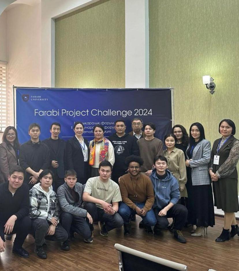 От всей души благодарим старшего преподавателя кафедры Туркена Гульзата за то, что он стал модератором конкурса IT проектов “Farabi Project Challenge” на международном форуме Digital Farabi!